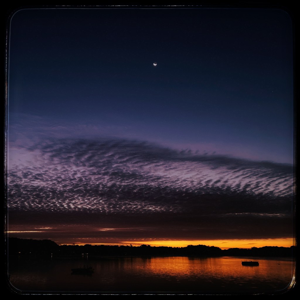 Watch The Moon Smilin’&nbsp;Bright